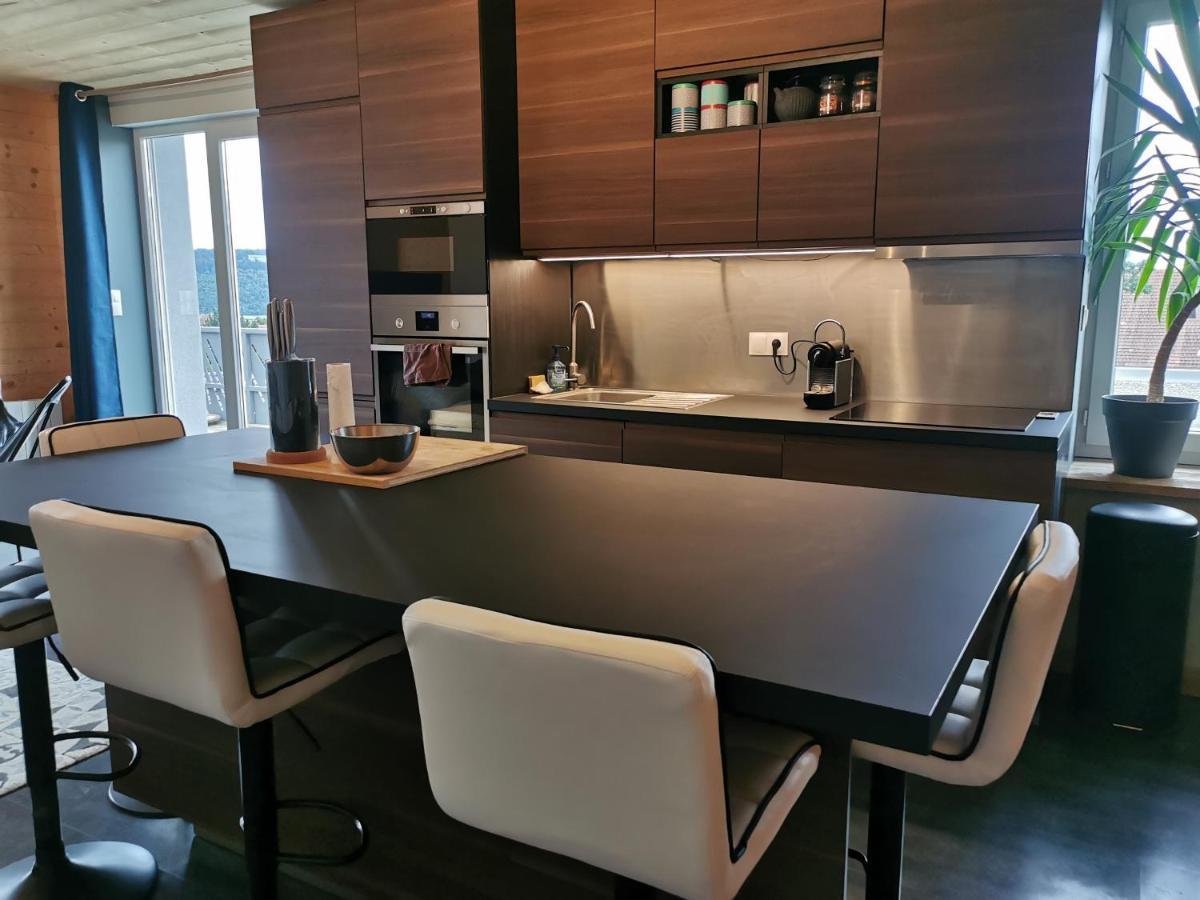 Superbe Appartement Neuf Avec Terrasse Orchamps-Vennes Luaran gambar